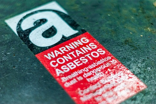 Asbestos Warning iStock Paul D Wade (1)